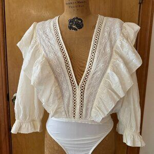 Farm Rio Swiss Dot Ruffle Lace Bodysuit - COLOR CREAM